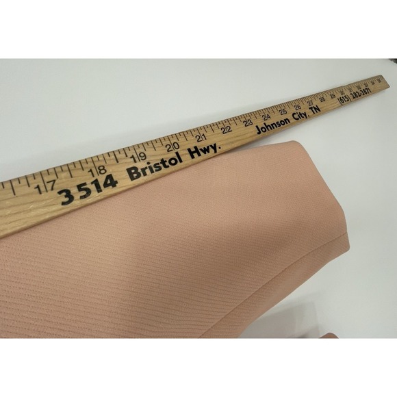 Le Suit Pantsuit Women's Two-Piece Set Blazer(14) & Pants(12) Peach Lined - Picture 5 of 16